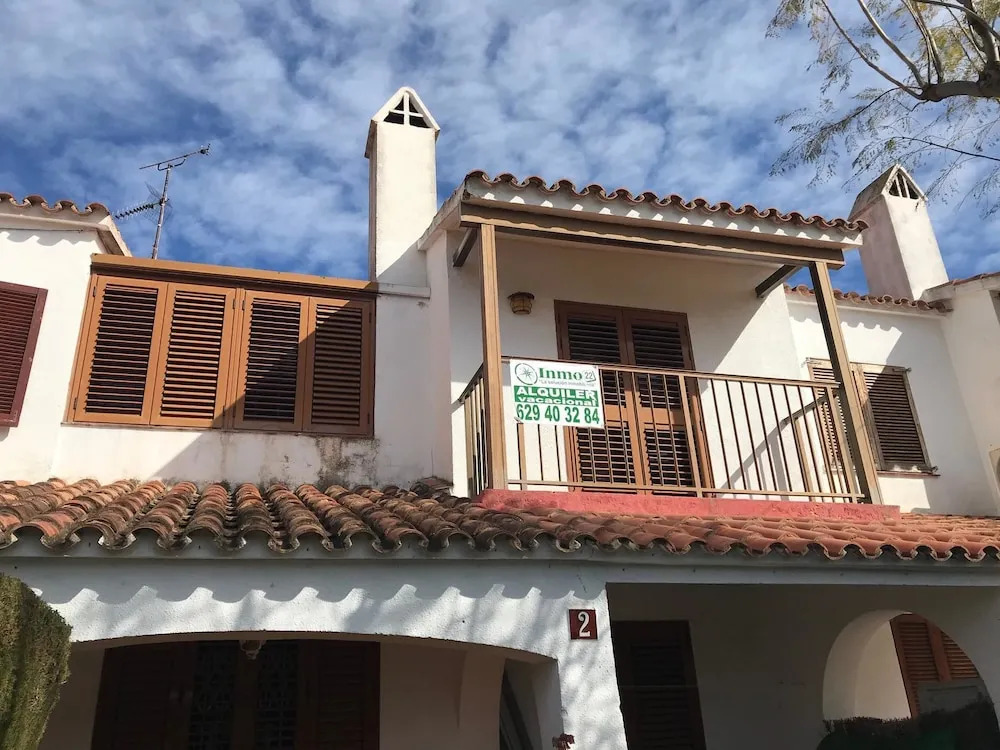 Casa Adosada Mart La Dorada con Piscina Comunitaria - 103D
