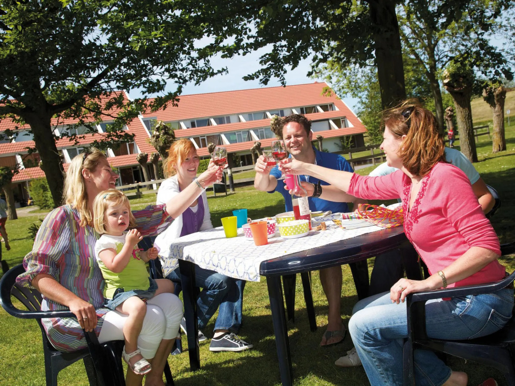 Comfortable villa with veranda, near the Grevelingen Lake