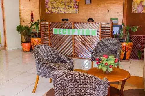 Greenvale Hotel