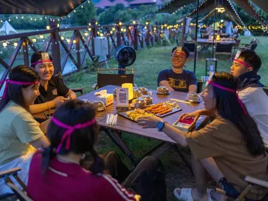 Lin 'an Hot Spring Story: Pet-Friendly Homestay
