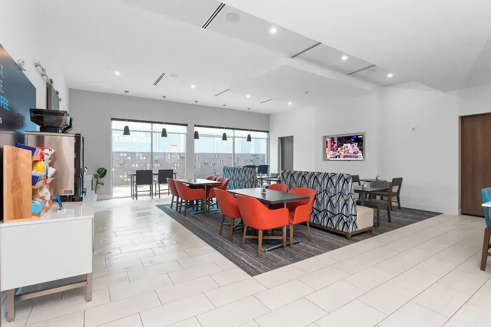 Holiday Inn Express & Suites Waco Downtown by IHG