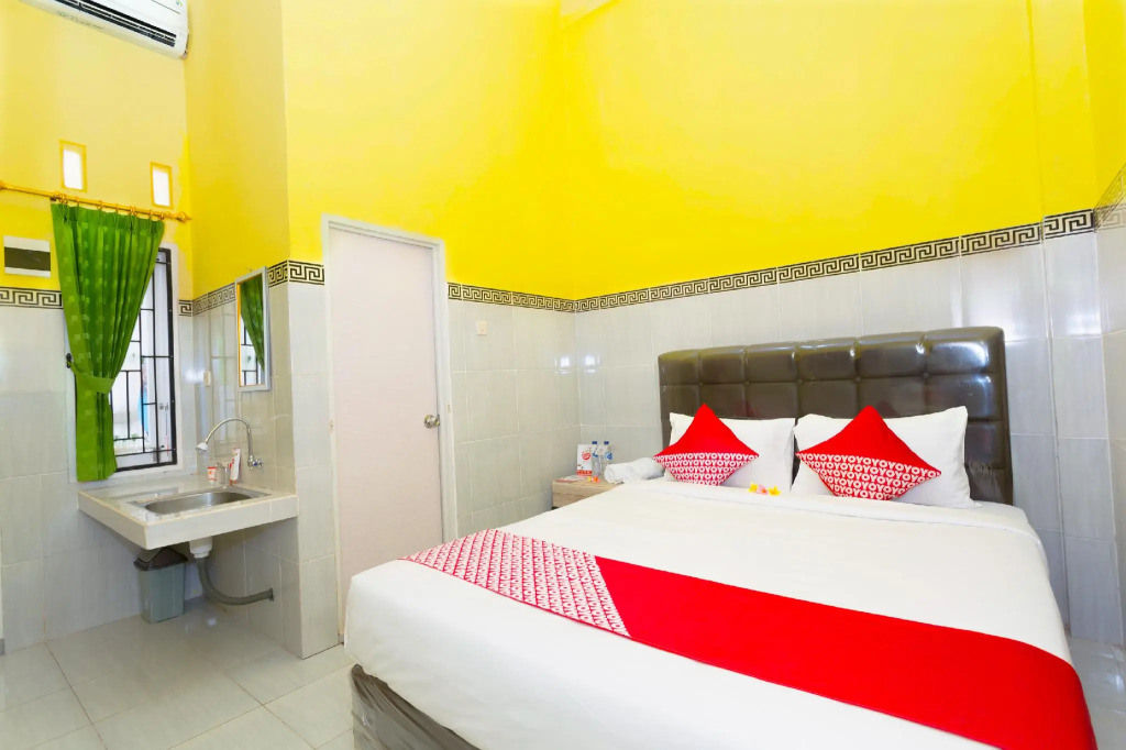 OYO 1427 Azzahra Guest House Syariah