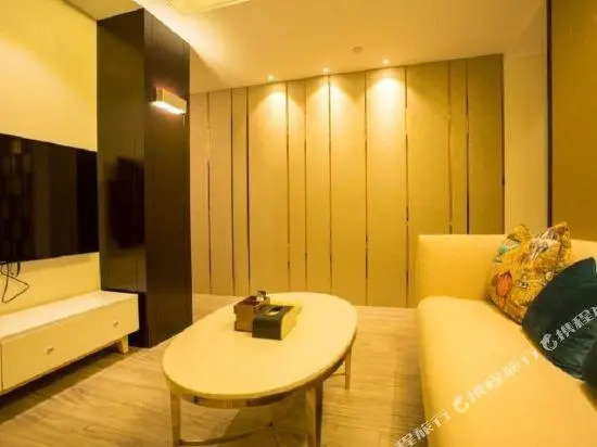 Wuyue Apartment Hotel