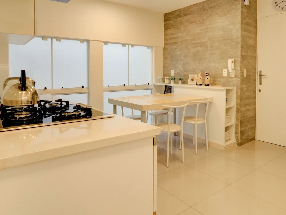 LinkHouse Amazing Spacious