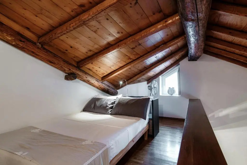 Suite Fontana - by MyHomeInComo
