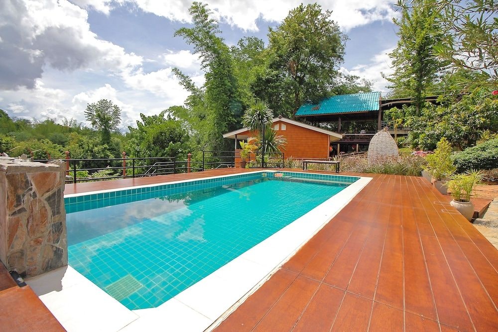 Happiness Resort