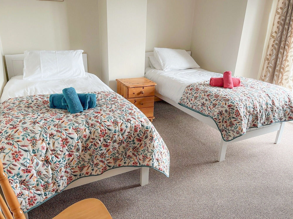 Seacliff Holiday Homes No 2 by Trident Holiday Homes