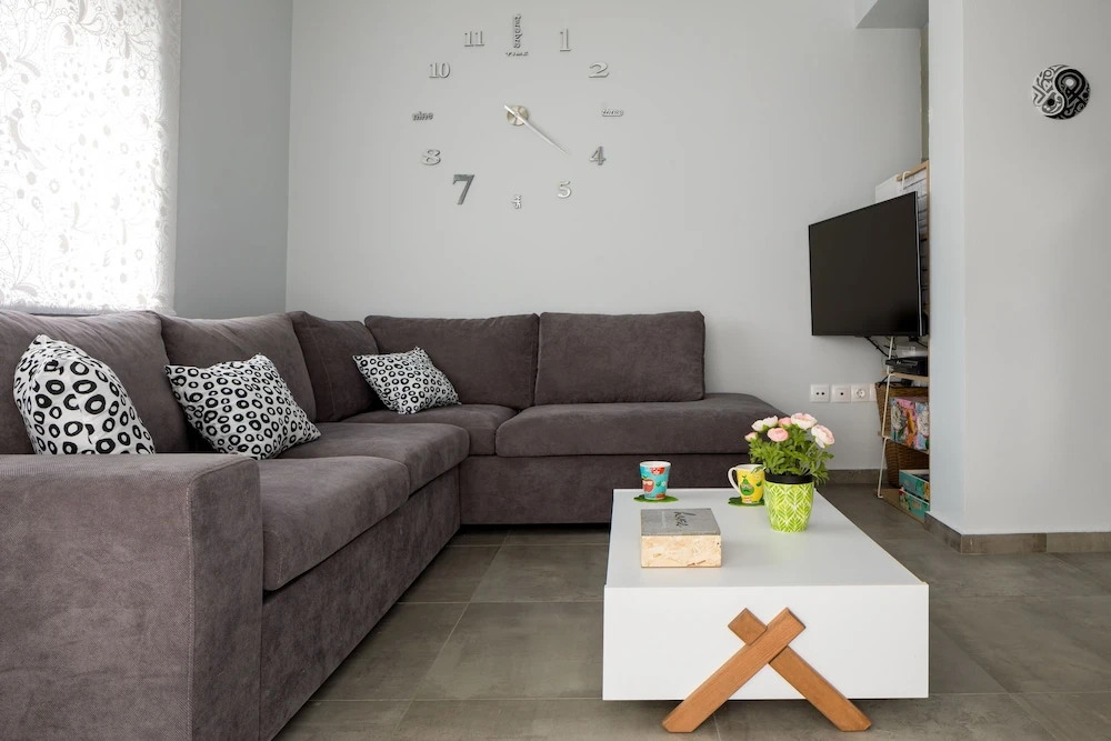 E & G Relax Homes