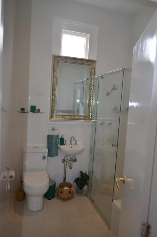 Semaphore Sea Breeze-Family Beach-Heated Plunge Pool Holiday House 4 brm 2 bath