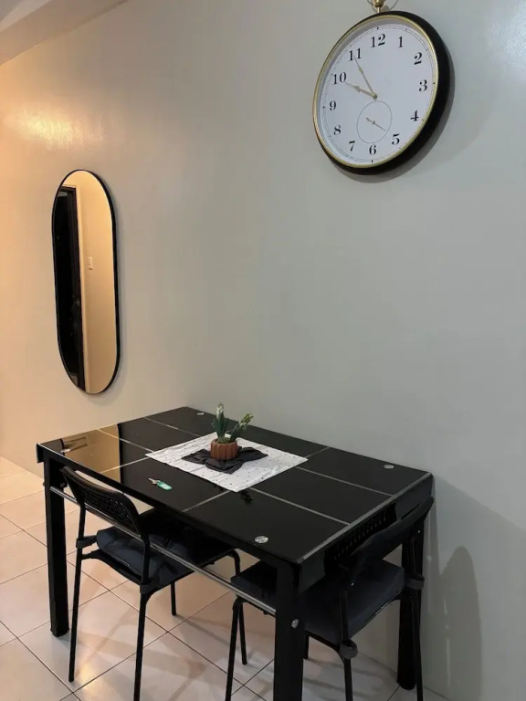 Carnivale Inn Staycations