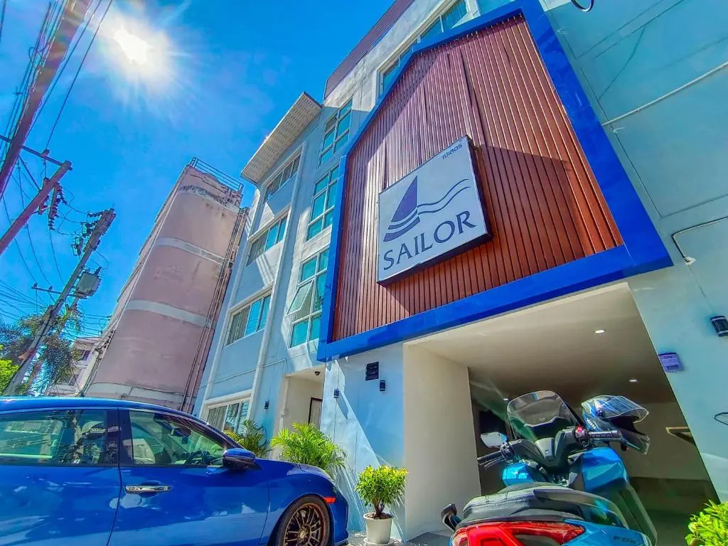 Sailor Hotel Pattaya - Nice Rooms & Steps to Walking Street