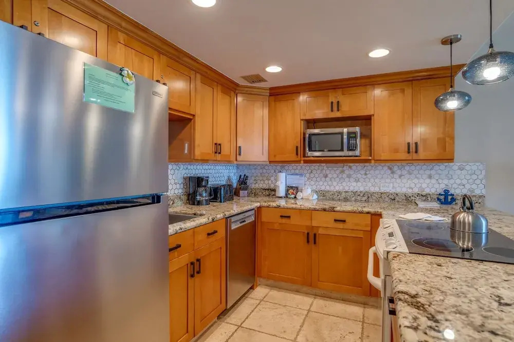 Kahana Reef 216 by RedAwning