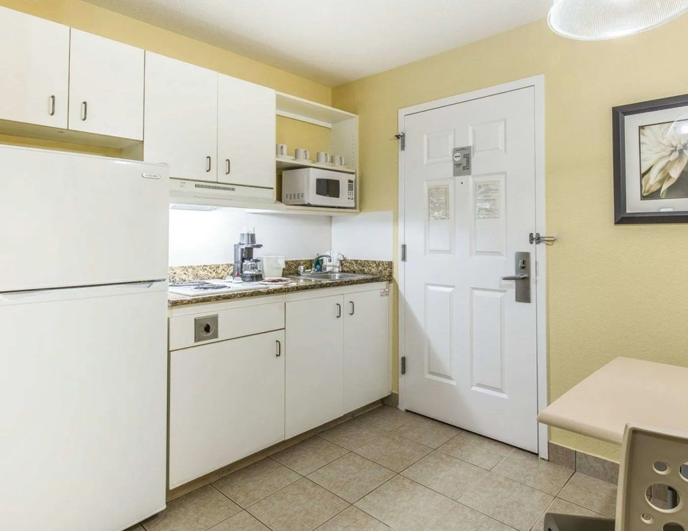 Suburban Studios Fort Myers Cape Coral