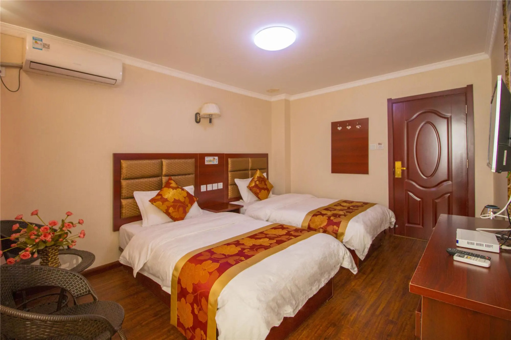 Maple Leaf Guest House