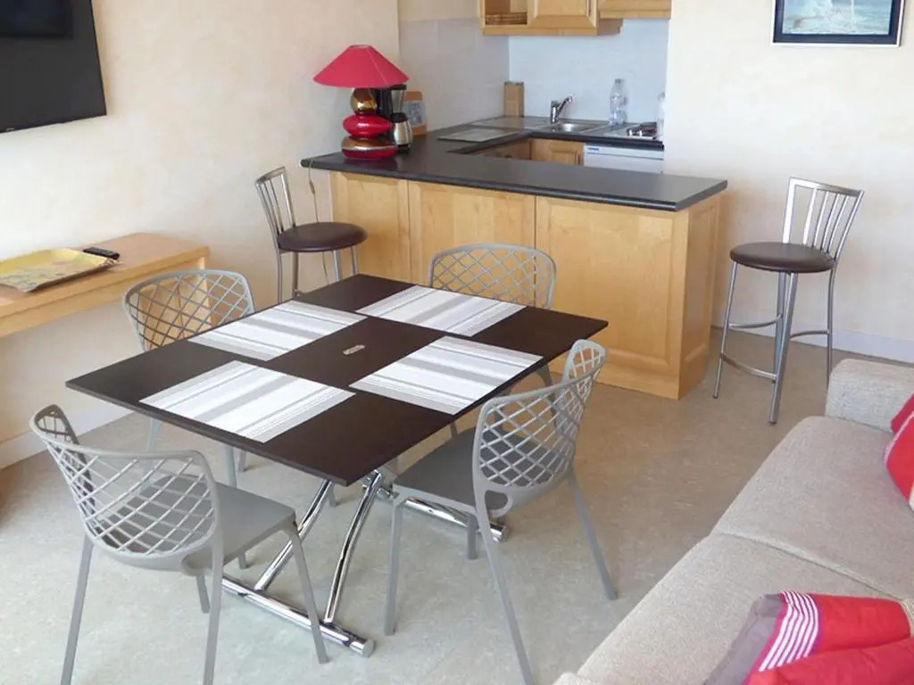 Appartement Saint-Jean-de-Monts, 2 pièces, 4 personnes - FR-1-323-103