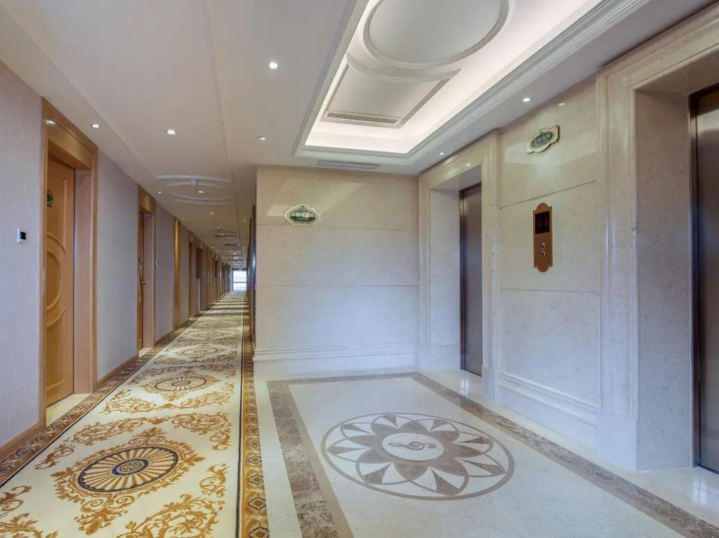 Vienna Hotel Shenzhen Honghu Branch