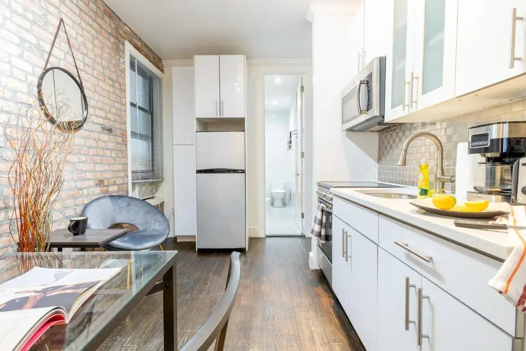 109-11 Amazing Best Value Spacious 2br NYC Apt