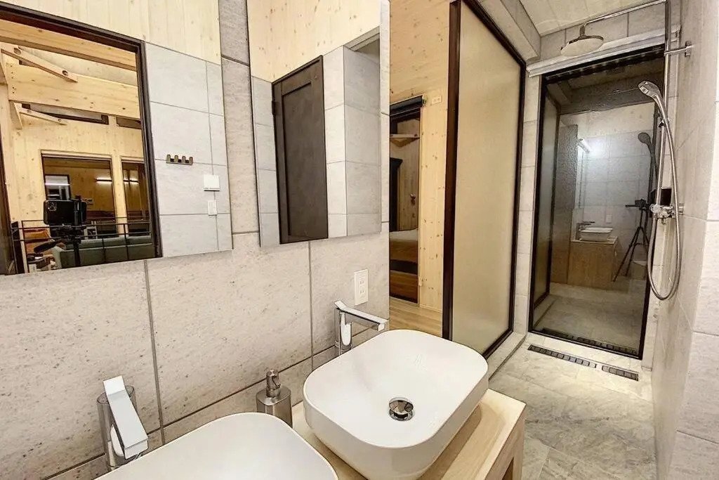 Torinosu Chalet Hakuba - 5 Bedrooms 5 Bathrooms