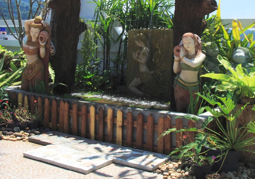 Rayaburi Hotel, Patong