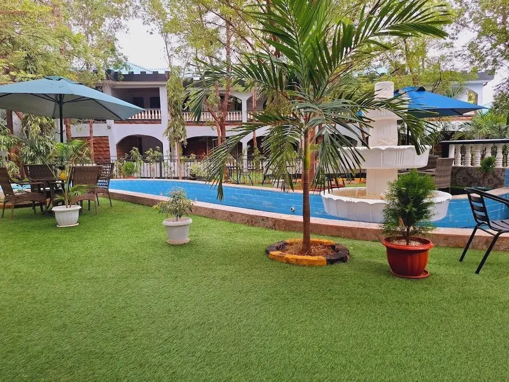 Granada Hotel Mandera