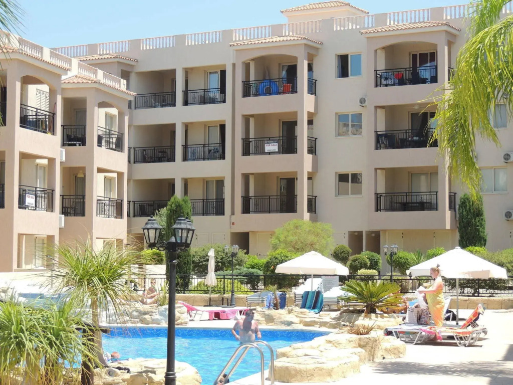 Royal Sea Crest