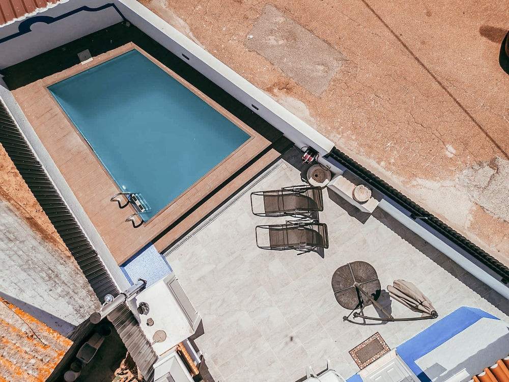 Alentejo Poolside By Gt House