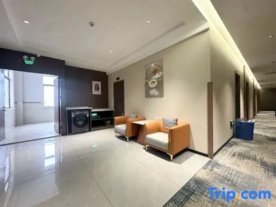 Taihu Fishign Port Holiday Inn