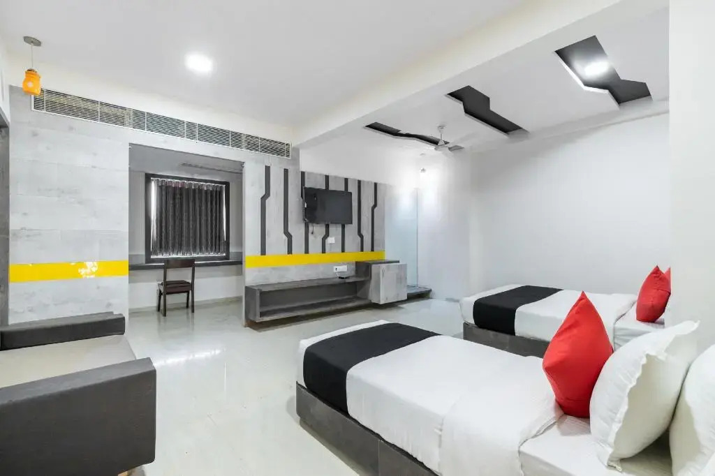 Hotel Tgt by OYO Rooms