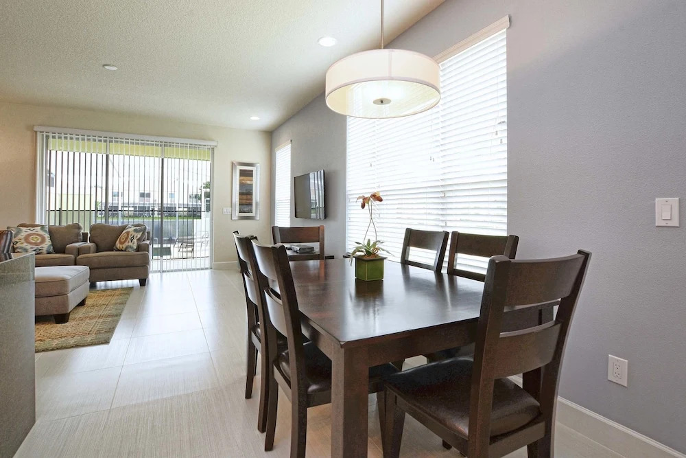 Serenity - 3 Bed Townhouse w/splashpool-5105SY
