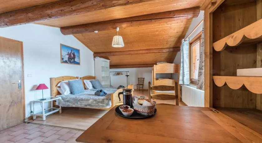 Chalet Bluebell