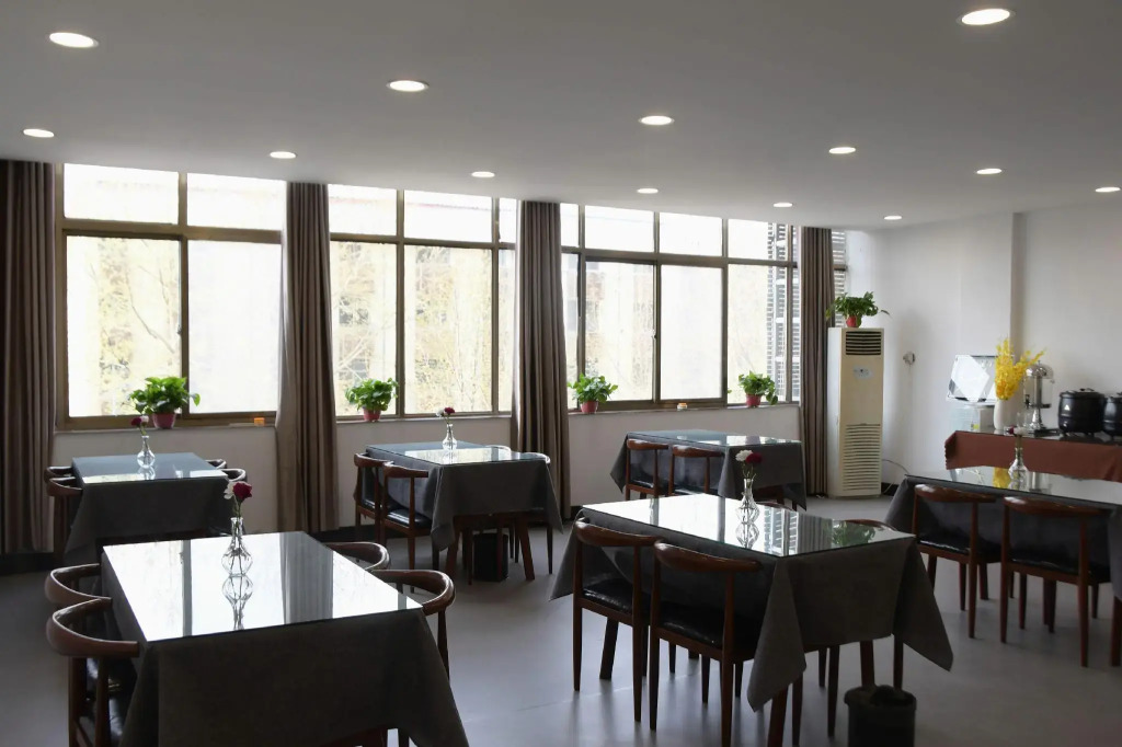 Shell Hotel Henan Puyang Nanle County Guangming Nan Road
