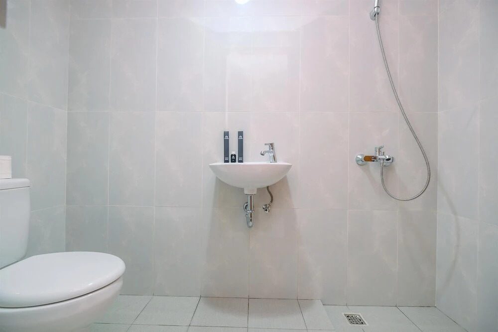 Nice 2Br At 26Th Floor Evenciio Margonda Apartment