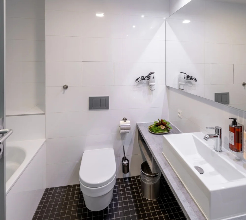 VN3 Terraces Suites by Adrez