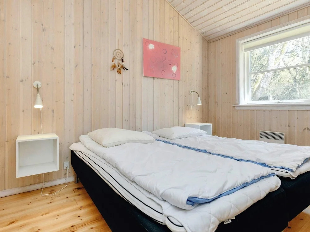 Attractive Holiday Home with Whirlpool near Hadsund