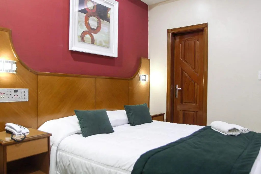 Capri Hotel