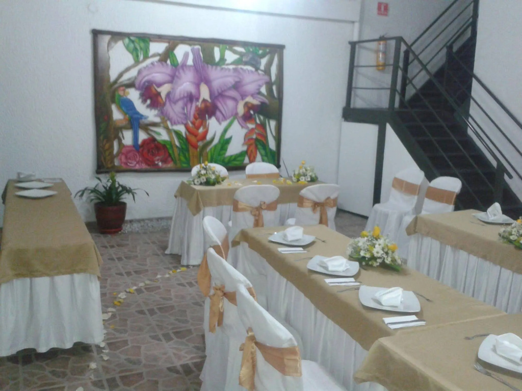 Hotel 36 View Cabecera