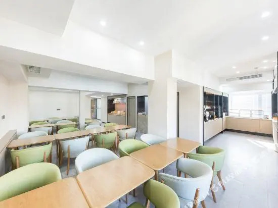 Ji Hotel (Hangzhou Wulinmen Metro Station)