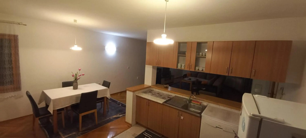 Sunrise Apartment