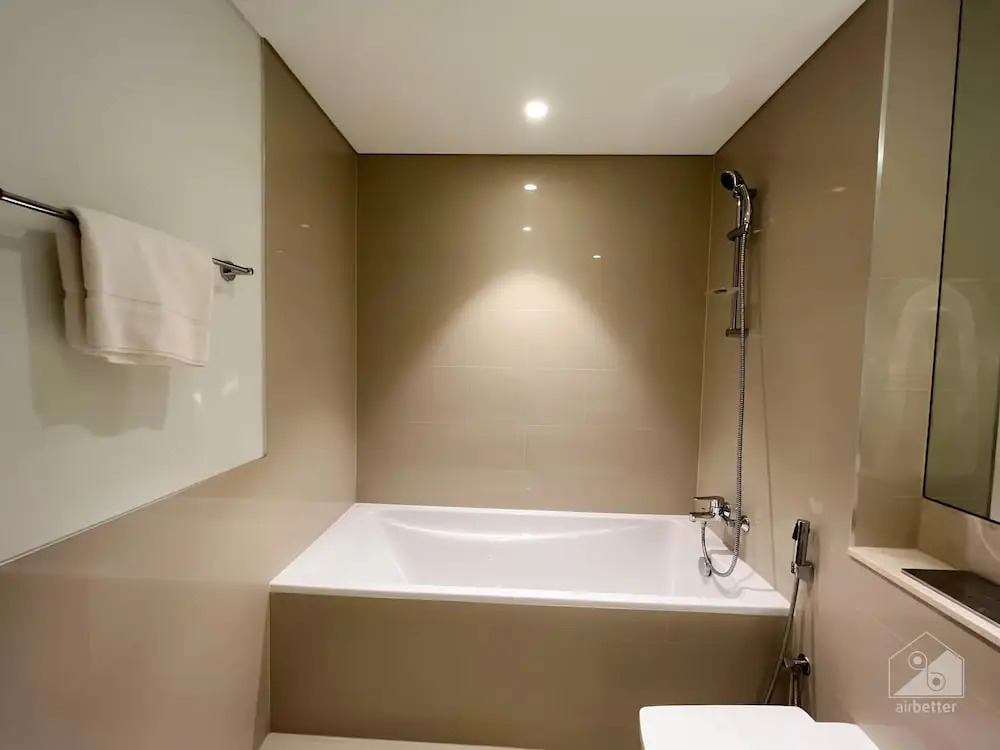 Stunning Apt with Breathtaking Views Downtown