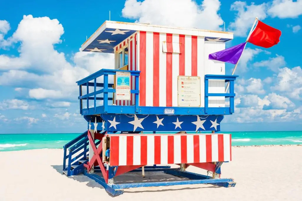 South Beach Rooms and Hostel