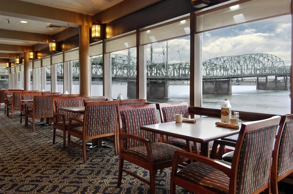 Red Lion Hotel Vancouver at the Quay