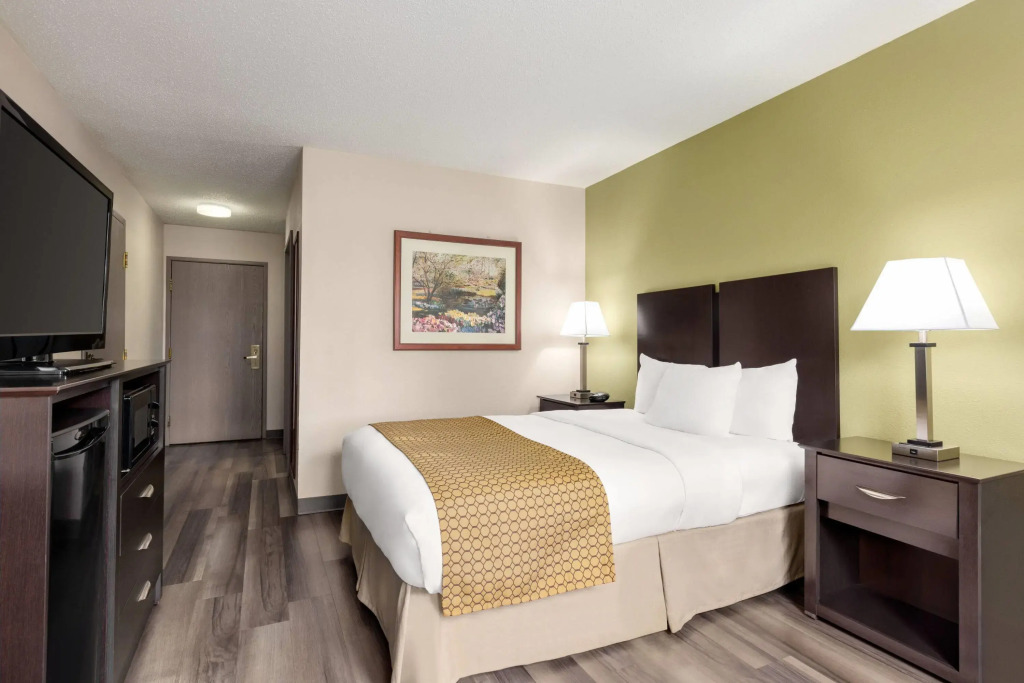 Baymont by Wyndham Monroe