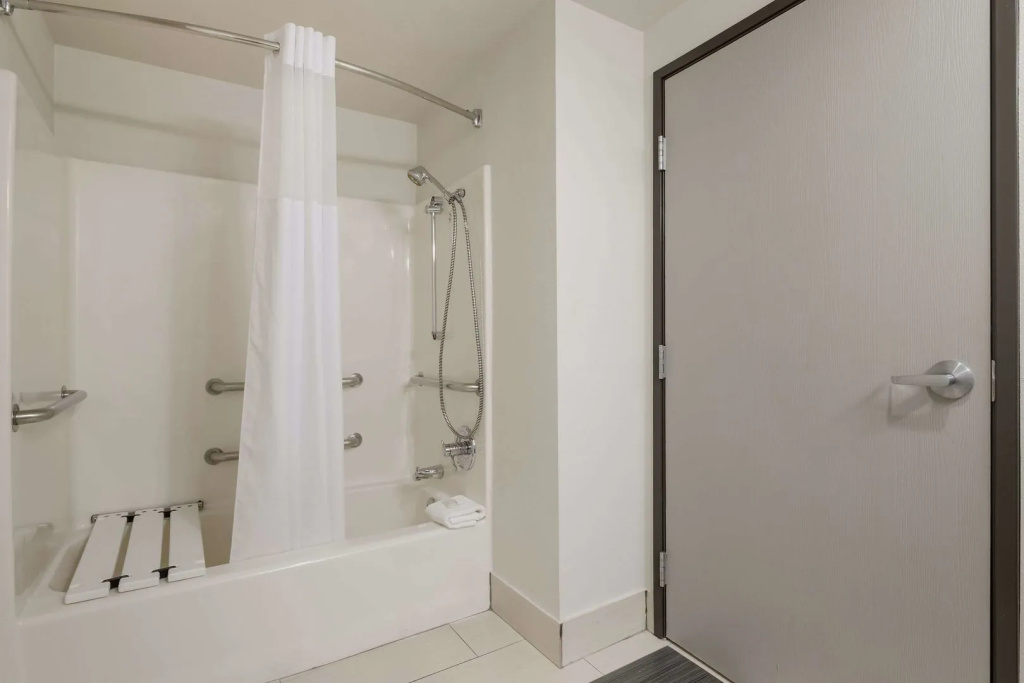 Quality Suites I-44