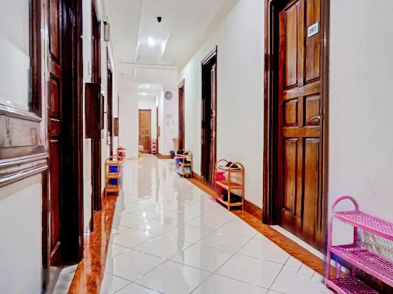 House Of Livina Mitra RedDoorz