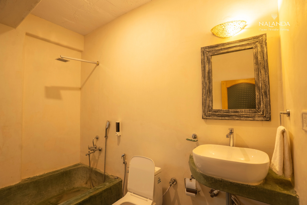 Отель Alpa Viram Retreat Goa
