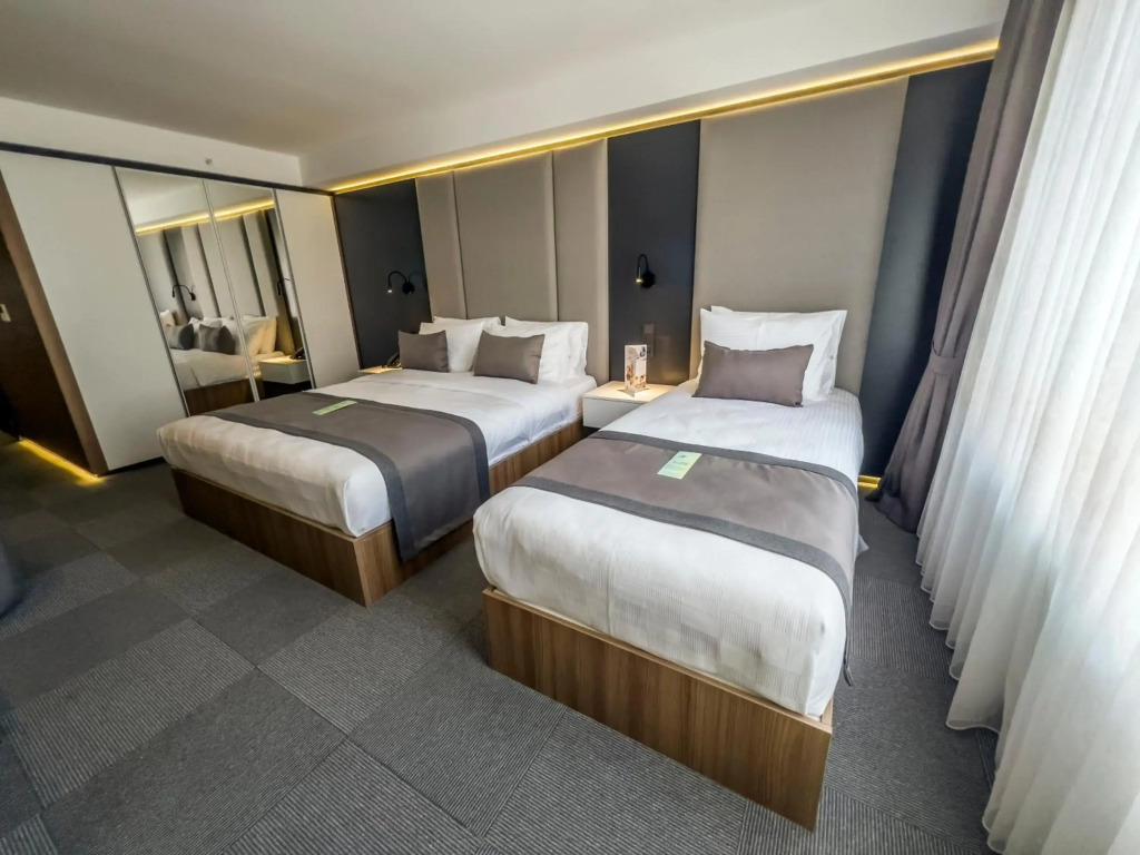 Sera Lake Center Hotel