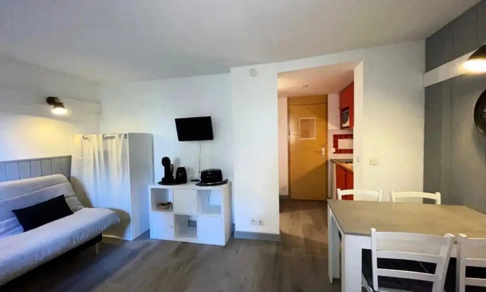Apartment in Plagne 1800 Near Ski Lifts