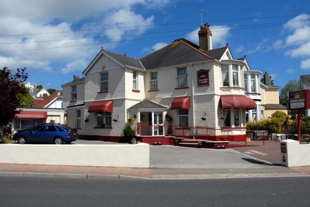Crown Lodge