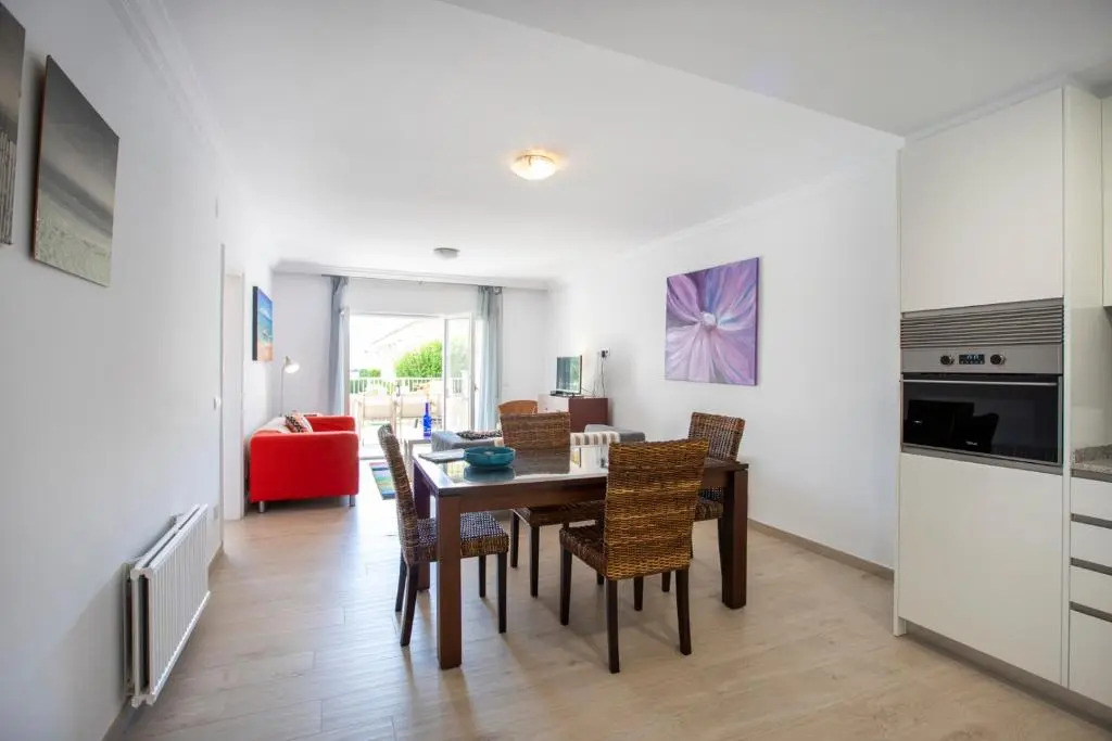 1007 Apartamento planta baja Lago San Maurici