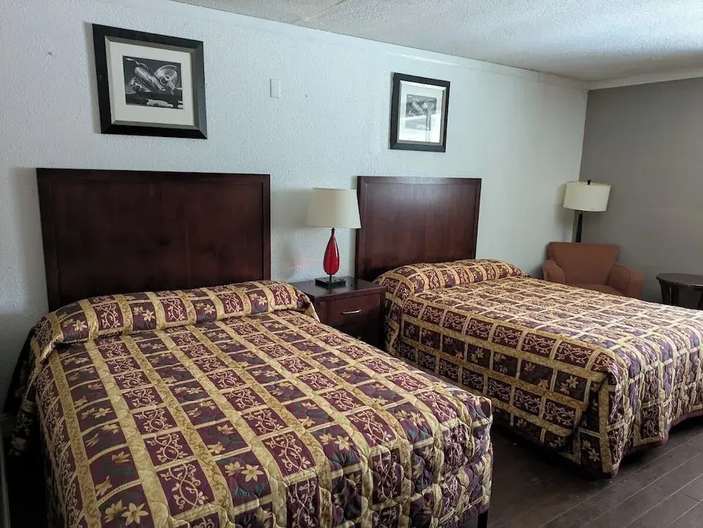 Arrowhead Inn